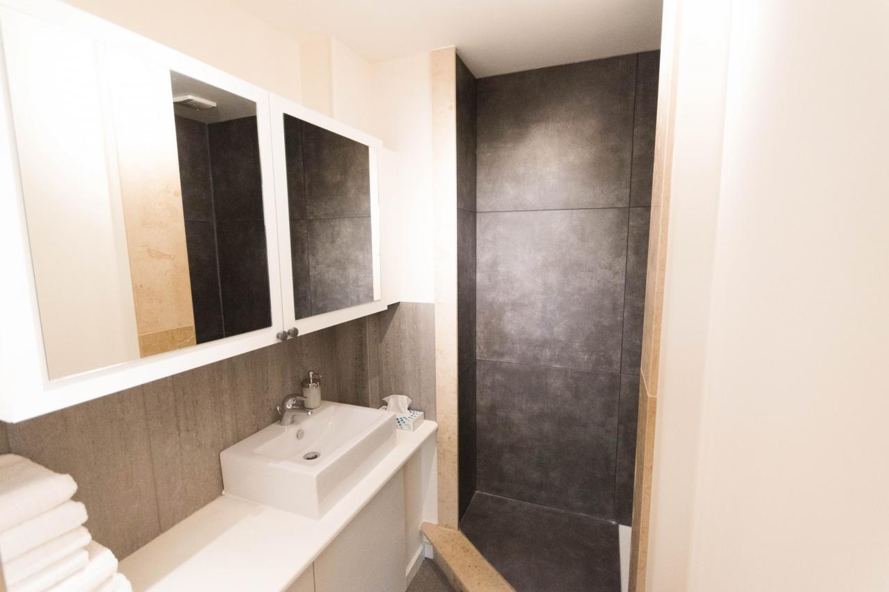 City Center Apartments Grand Place Brussel Bagian luar foto