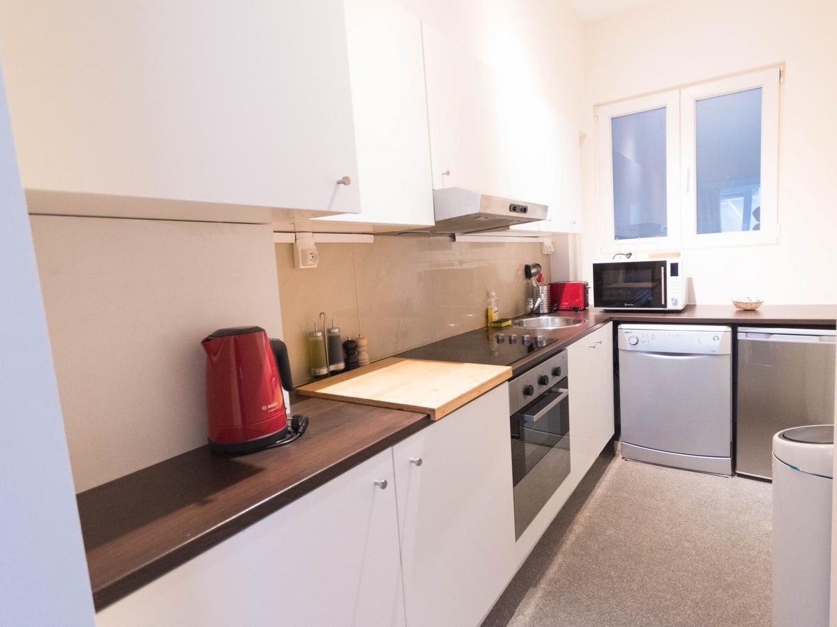 City Center Apartments Grand Place Brussel Bagian luar foto